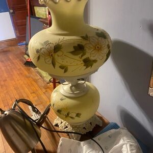 Vintage Gone with the Wind Hurricane Lamp